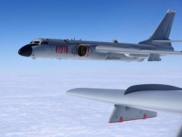 中國轟炸機(jī)中國轟炸機(jī)有哪些型號(hào)圖片插圖8 中國轟炸機(jī)中國轟炸機(jī)有哪些型號(hào)圖片插圖8