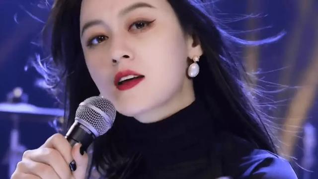 唐藝簡介唐藝簡介_資料_個人年齡身高插圖6
